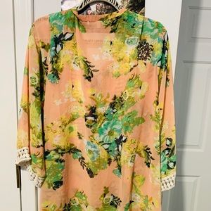 Really cute peachy color